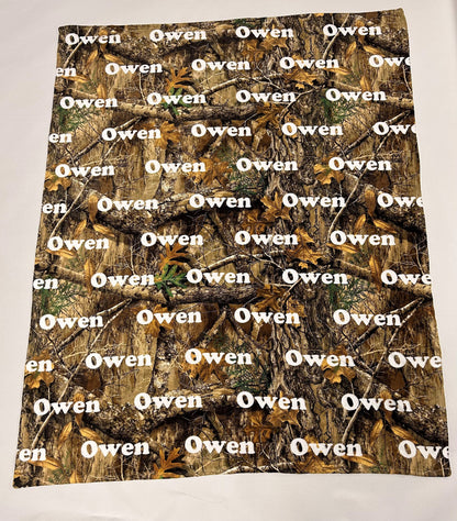 Personalized Name Blanket in Camo | Realtree Camouflage 50" x 60" Throw Blanket with Name & Color of Your Choice | Christmas Gift