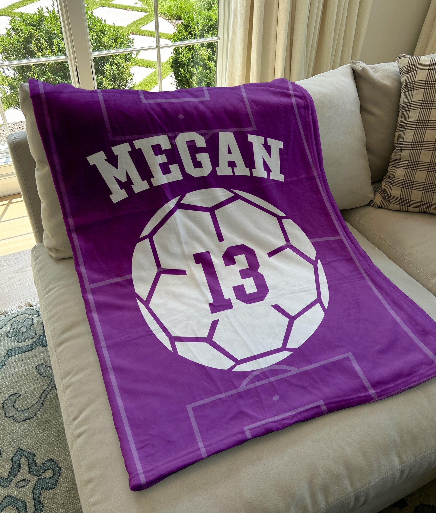 Custom Soccer Blanket with Name and Number, Custom Name Blanket, Soccer Blanket, Sports Blanket, Team Gift, Gift for him, Soccer Gift