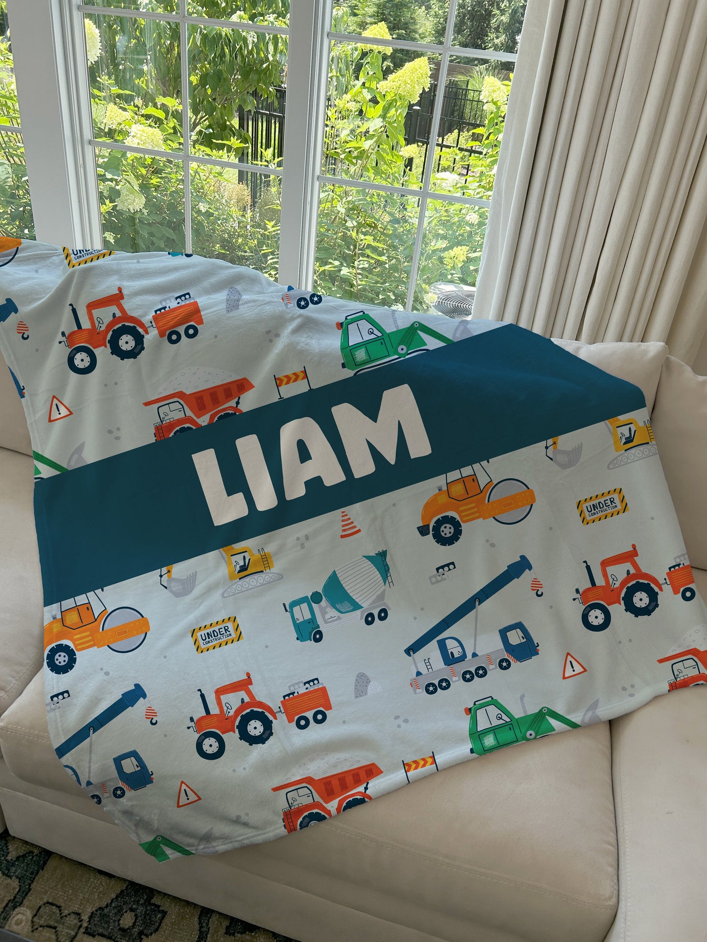 Personalized Kids Blanket with Construction Trucks, Boy Blanket, Baby Blanket, Kids Blanket, Personalized Gift, Gift for Baby and Toddlers
